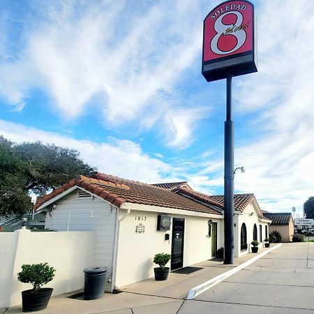 Soledad Motel 8 Zewnętrze zdjęcie