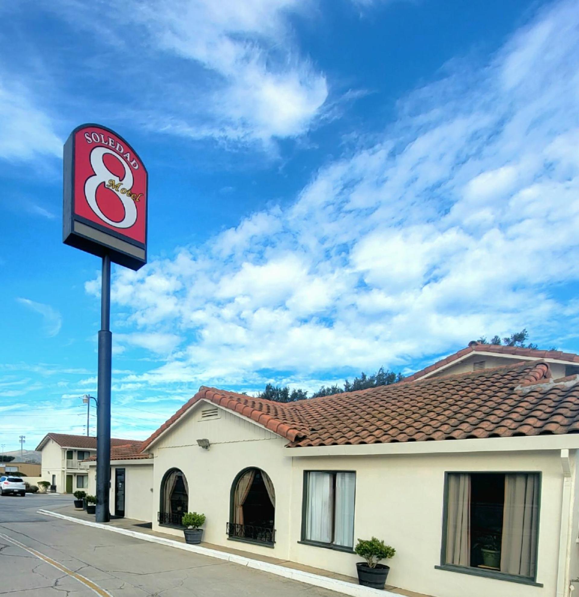Soledad Motel 8 Zewnętrze zdjęcie