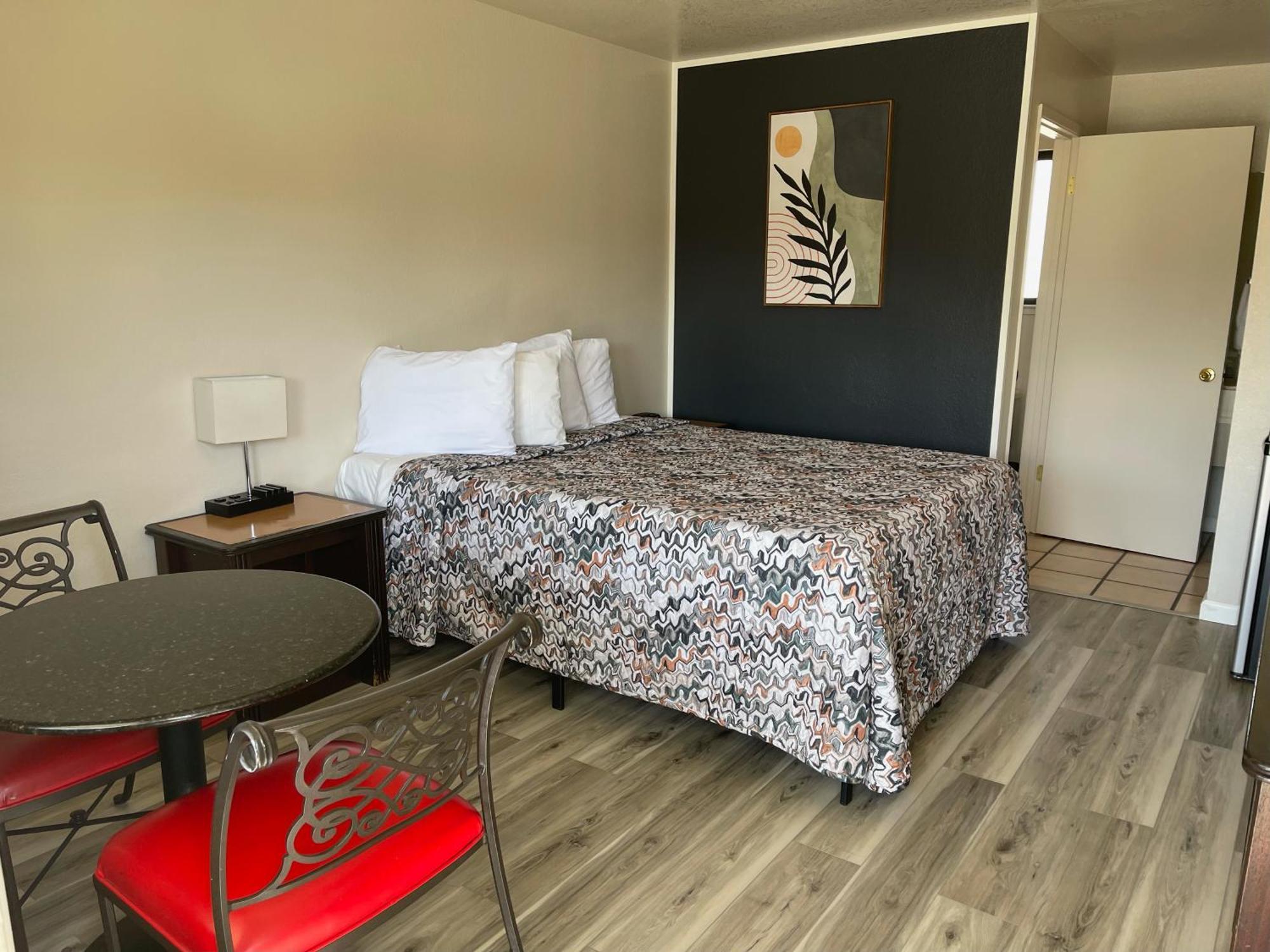 Soledad Motel 8 Zewnętrze zdjęcie